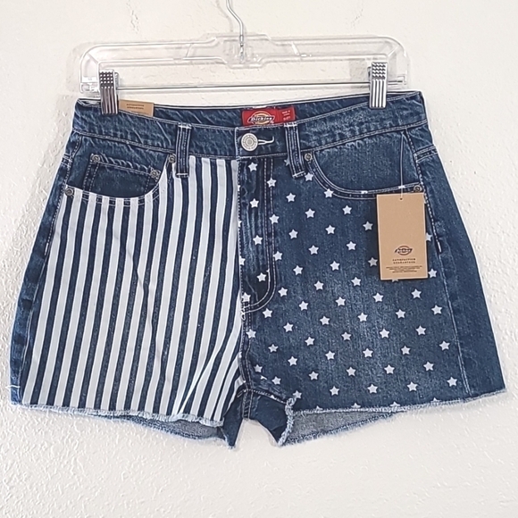 *NWT* DICKIES Stars & Stripes Print 5-Pocket Shorts, size 5/27 - Picture 1 of 7